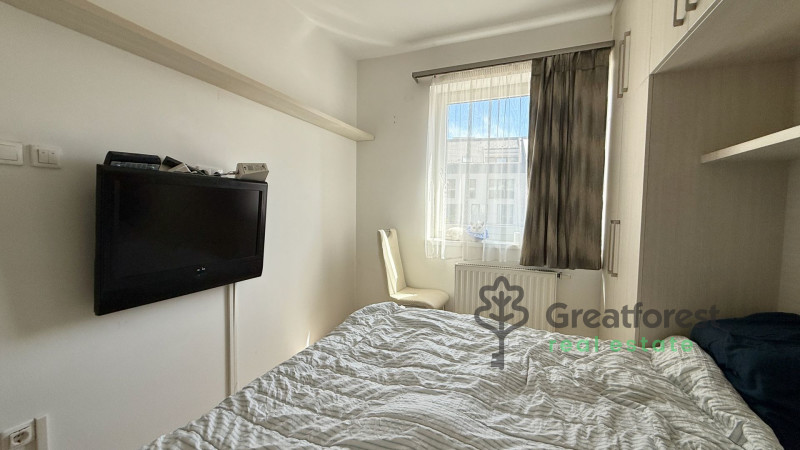 Debrecen, Close To Plaza, flat  