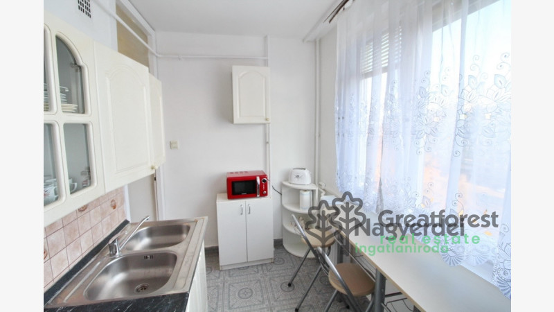 Debrecen, City Center, room  