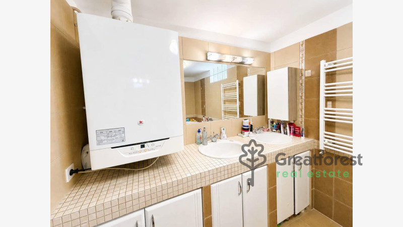 Debrecen, City East, family house  
