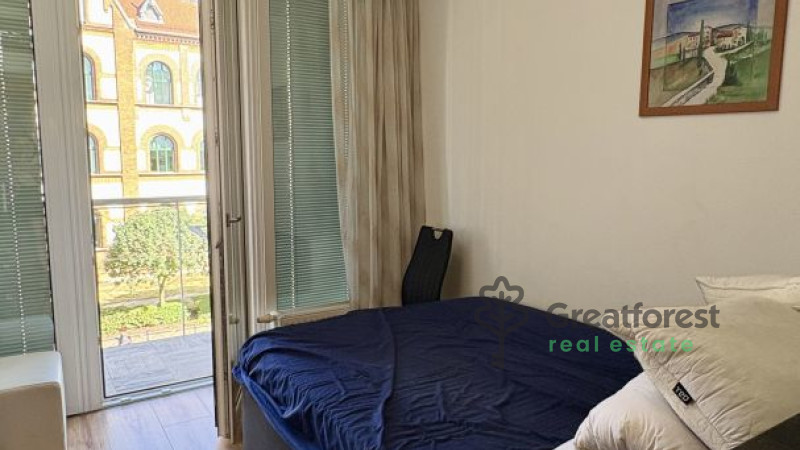 Debrecen, City Center, flat  