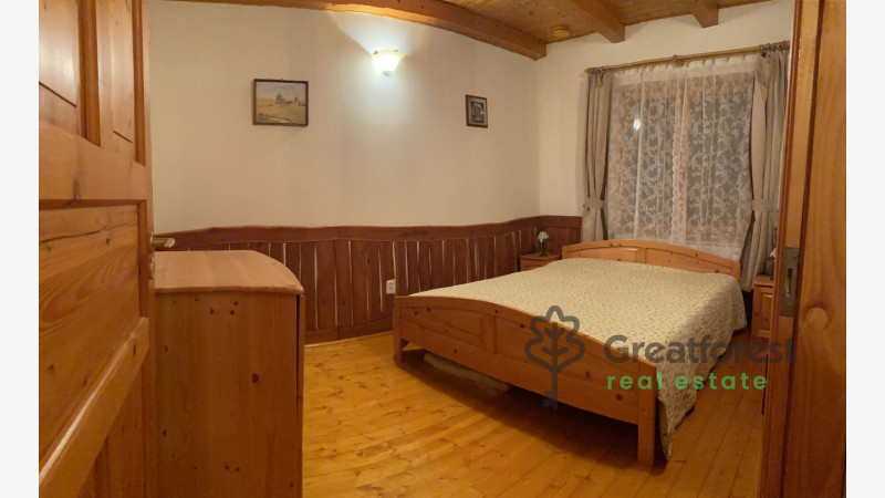 Debrecen, Pércsikert, family house  
