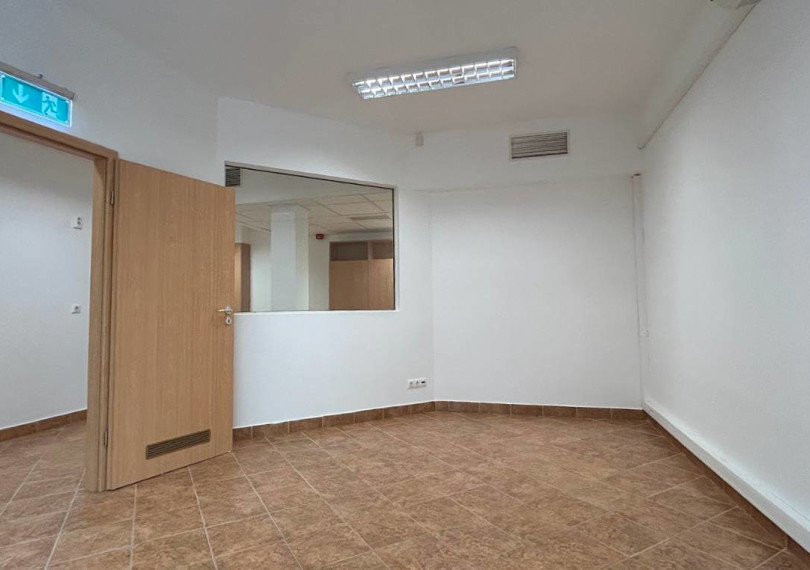 Commercial Premises Not In Shopping Center