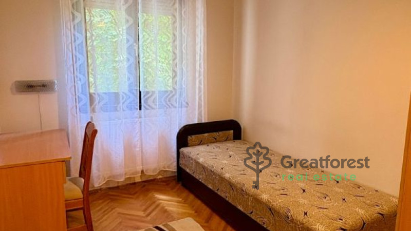 Debrecen, Agricultural Unversity, flat  