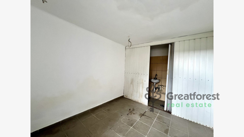 Debrecen, City South-East, family house  