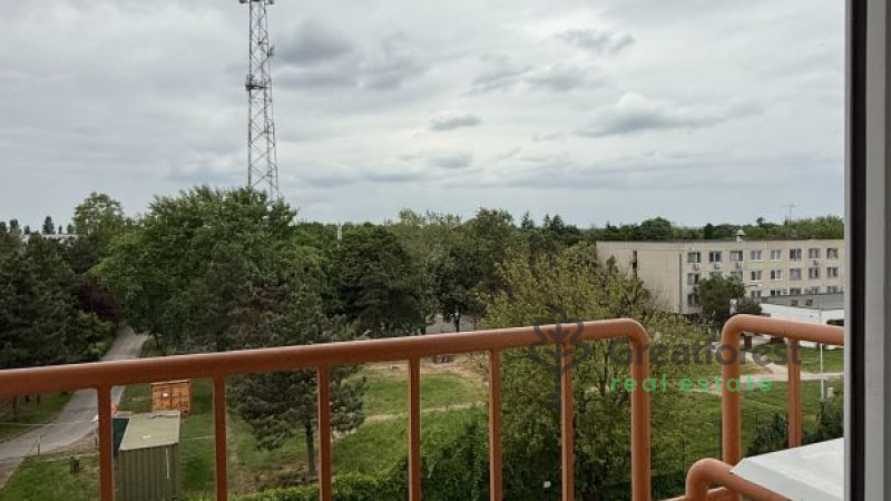 Debrecen, Agricultural Uni Area, flat  