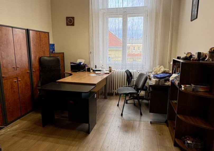 Office Not In Office Building