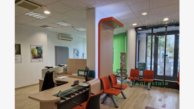 Debrecen, Tesco Area, office in office building  