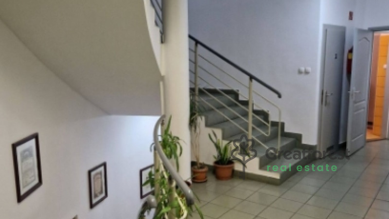 Debrecen, Tesco Area, office in office building  