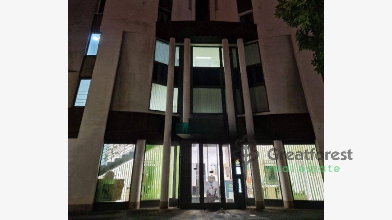 Debrecen, Tesco Area, office in office building  