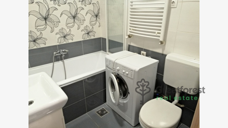 Debrecen, City Center, flat  