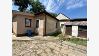 Debrecen, Biharikert, family house  
