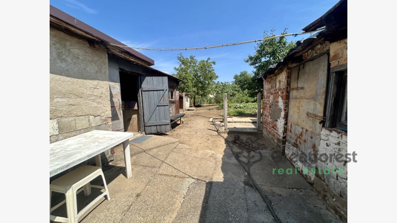 Debrecen, Biharikert, family house  
