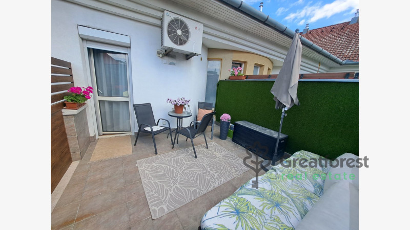 Debrecen, City Center, flat  