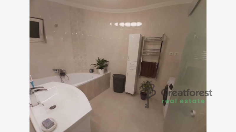 Debrecen, City Center, flat  