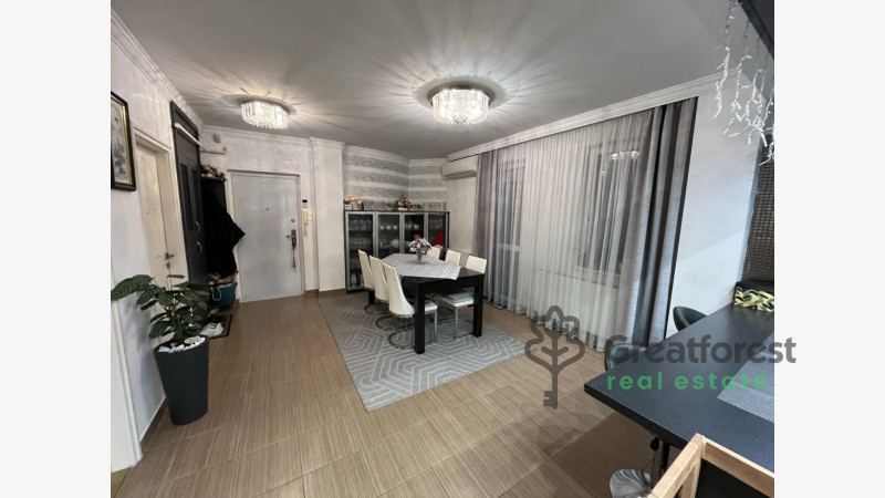 Debrecen, City Center, flat  