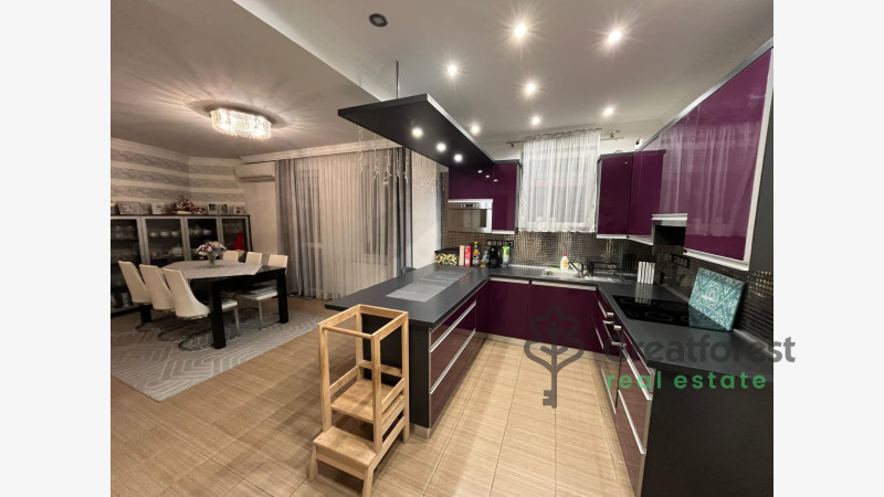Debrecen, City Center, flat  