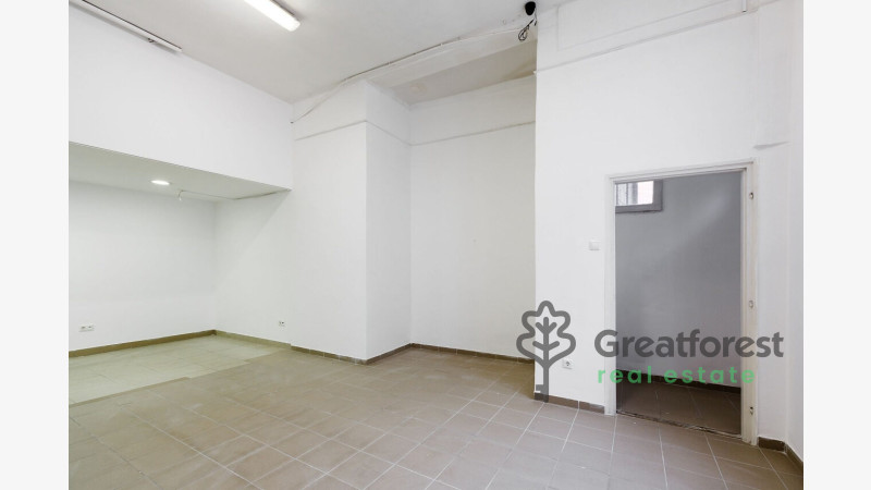 Debrecen, City Center, commercial premises not in shopping center  