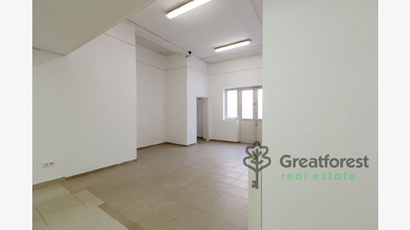 Debrecen, City Center, commercial premises not in shopping center  