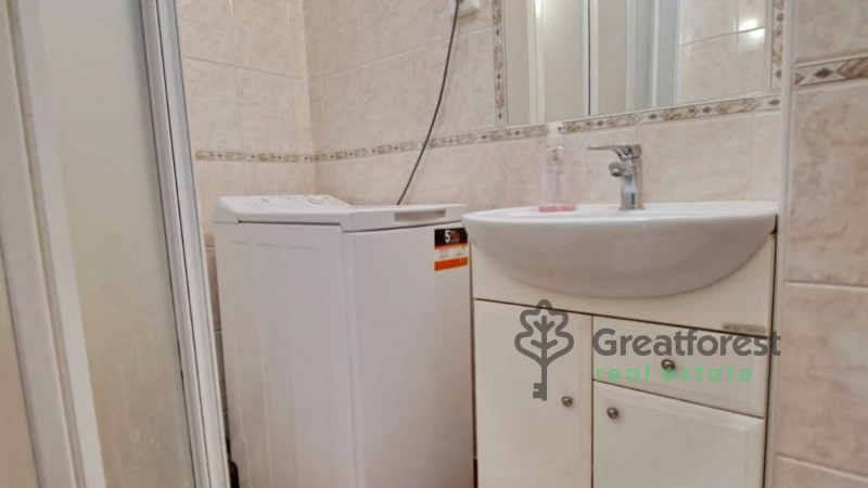 Debrecen, Close To Engineering, flat  