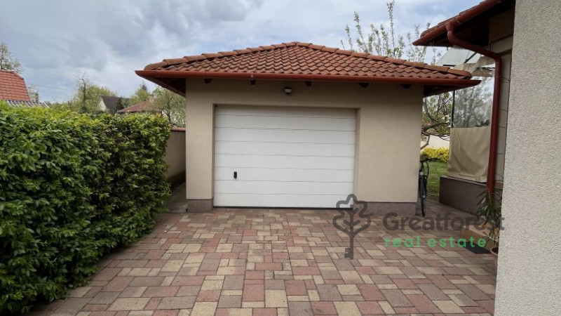 Debrecen, City East, family house  