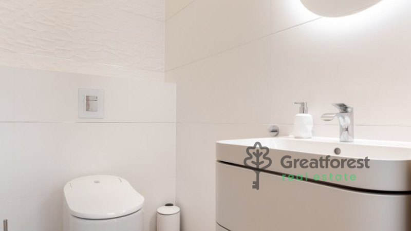 Debrecen, City North, family house  