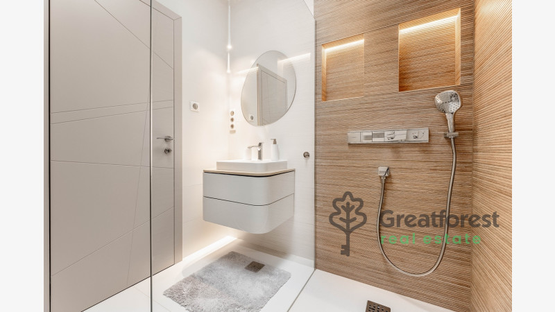 Debrecen, City North, family house  