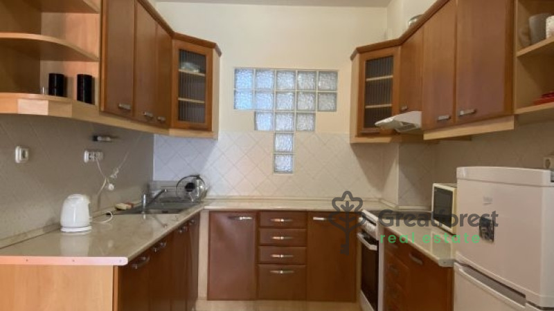 Debrecen, Bem Square, flat  