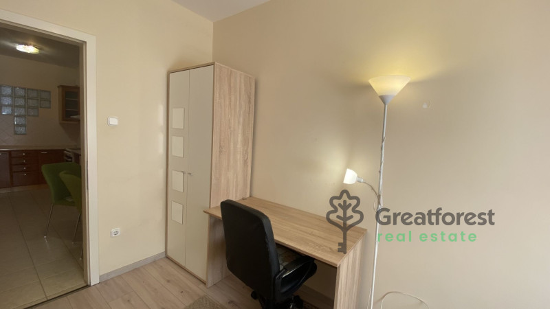 Debrecen, Bem Square, flat  