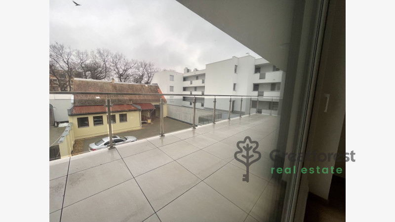 Debrecen, Miklóskapu, flat  