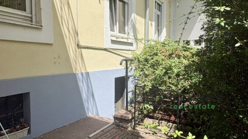 Debrecen, City Center, flat  