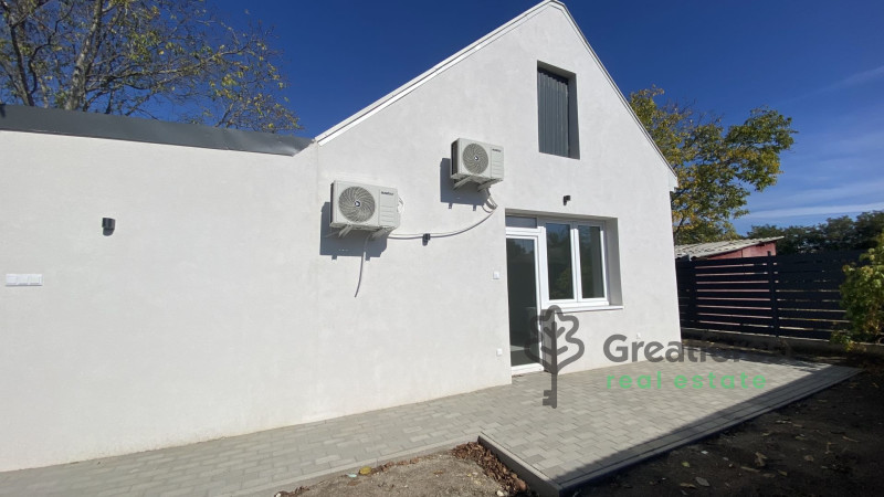 Debrecen, City East, family house  