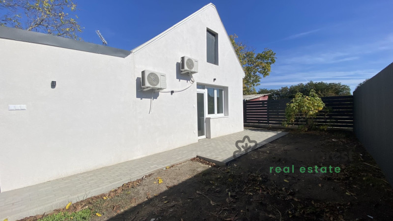 Debrecen, City East, family house  