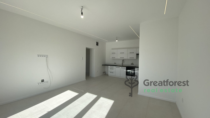 Debrecen, City East, family house  