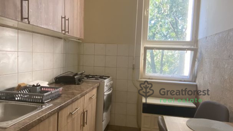 Debrecen, Bem Square, flat  