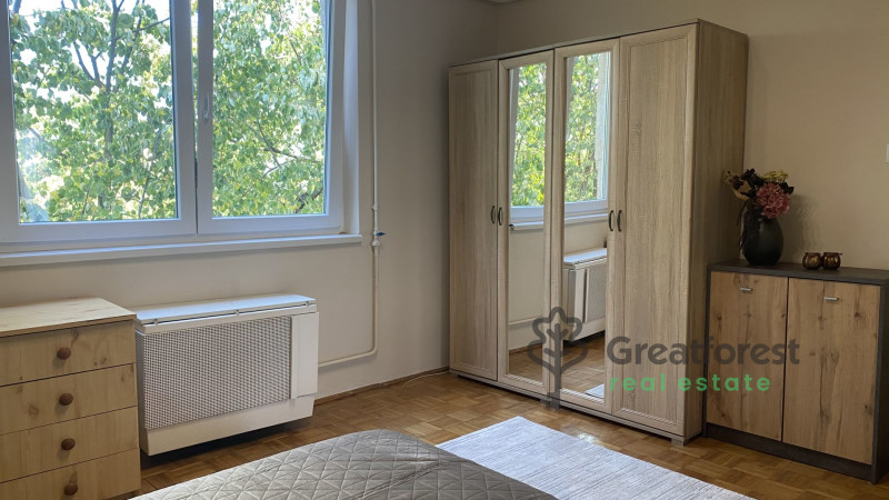 Debrecen, Bem Square, flat  