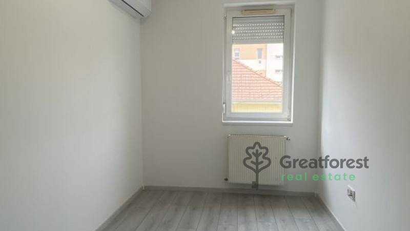 Debrecen, Tesco Area, flat  