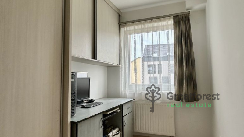 Debrecen, Close To Plaza, flat  