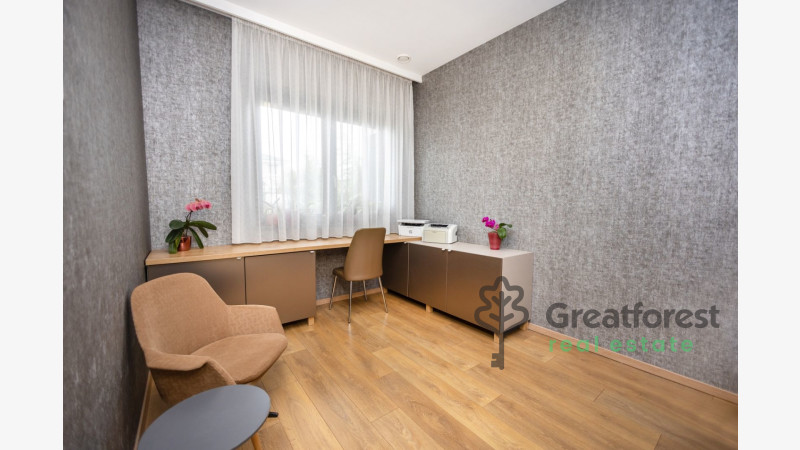 Debrecen, Tesco Area, family house  