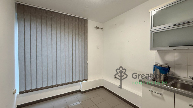 Debrecen, Close To Main Campus, commercial premises not in shopping center  