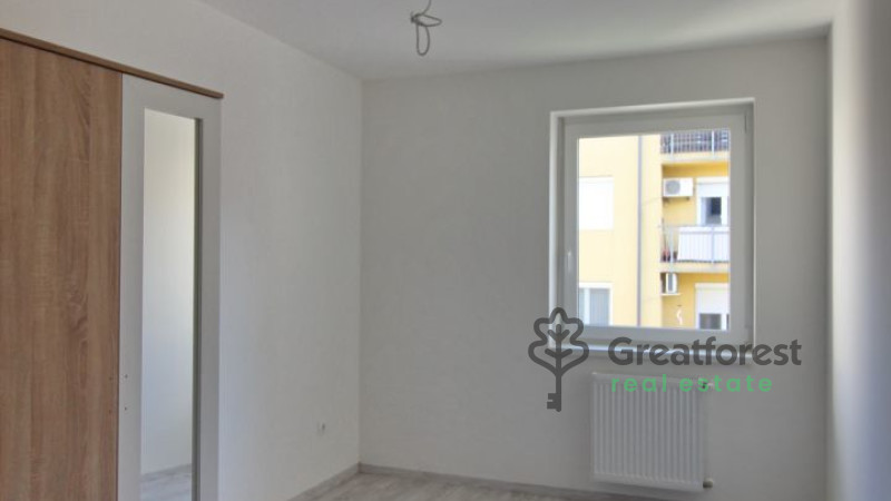 Debrecen, Ispotály, flat  