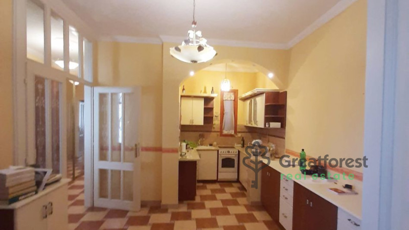 Debrecen, City Center, flat  