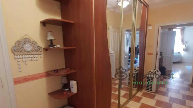 Debrecen, City Center, flat  