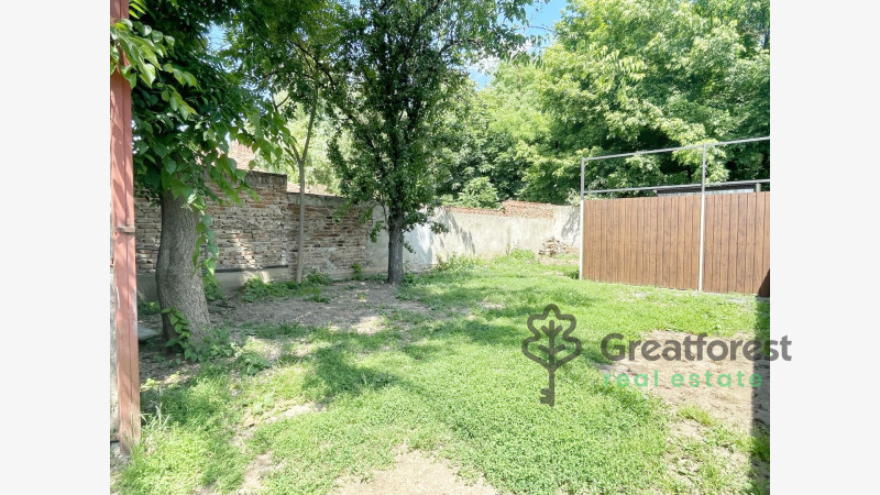 Debrecen, City South-West, family house  
