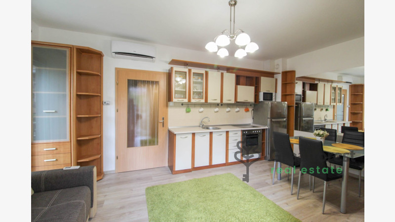 Debrecen, City Center, flat  