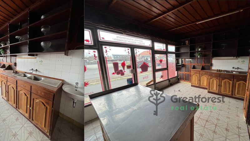 Téglás, family house  