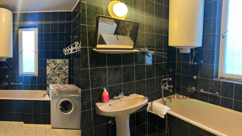 Téglás, family house  