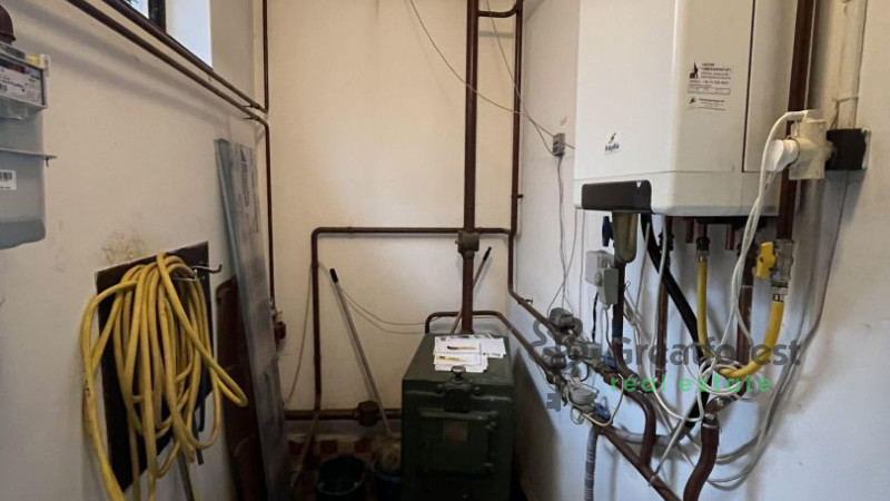 Téglás, family house  