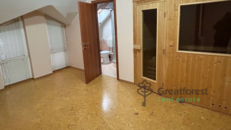 Debrecen, Tócóliget, family house  