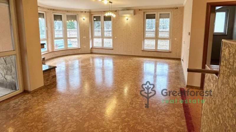 Debrecen, Tócóliget, family house  