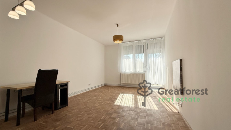 Debrecen, Close To Engineering, flat  